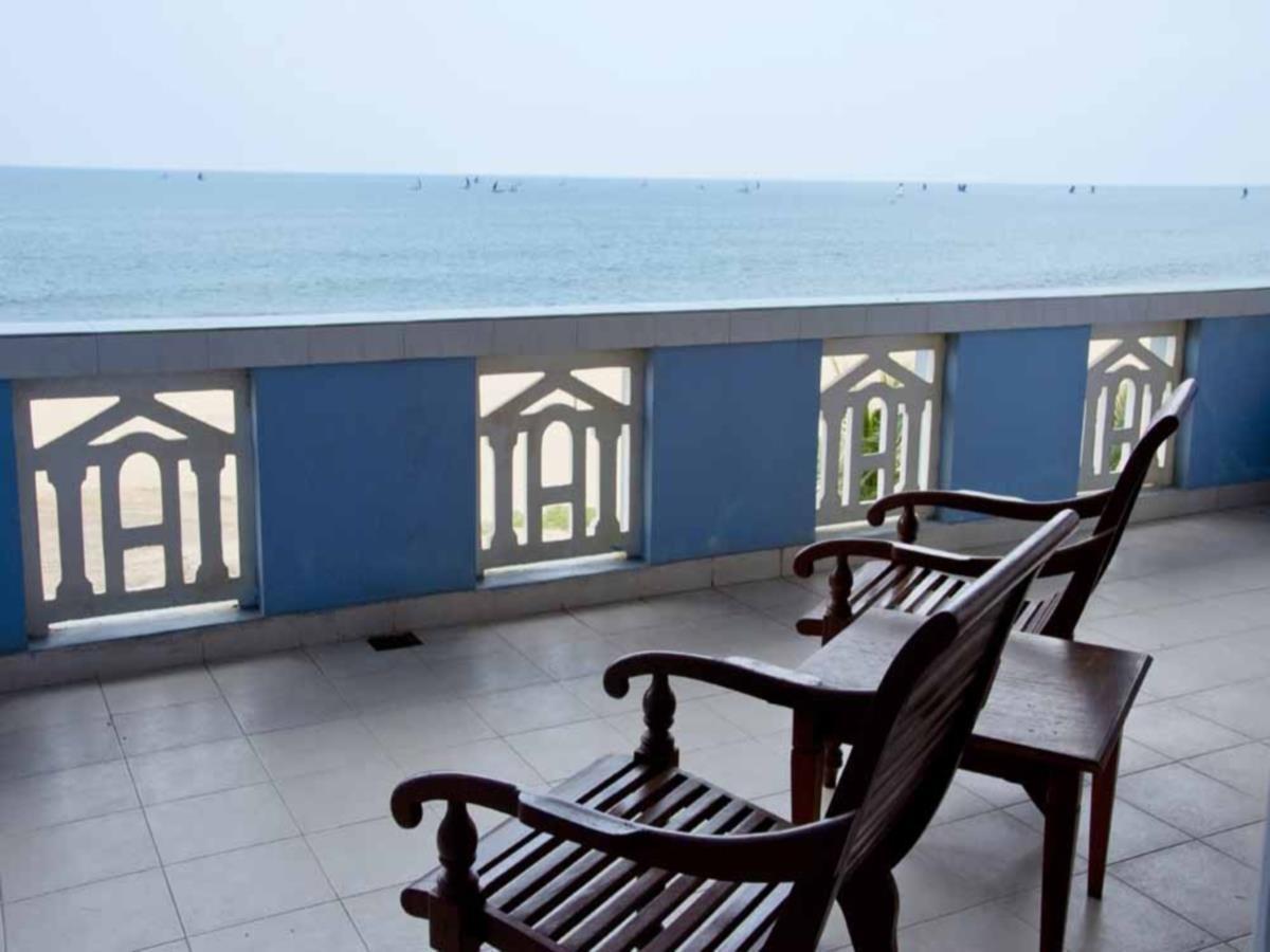 The Reef Beach Hotel Negombo Dış mekan fotoğraf